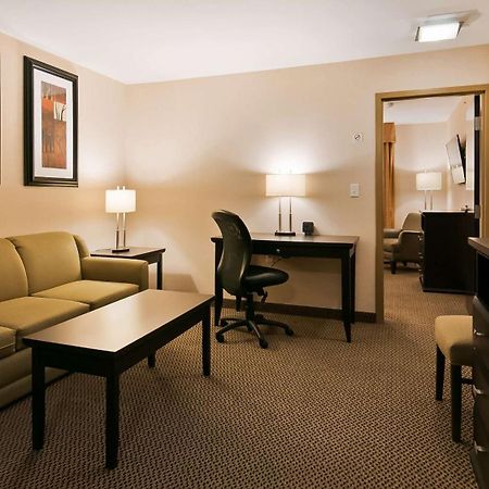 Best Western Bonnyville Inn & Suites Exteriör bild