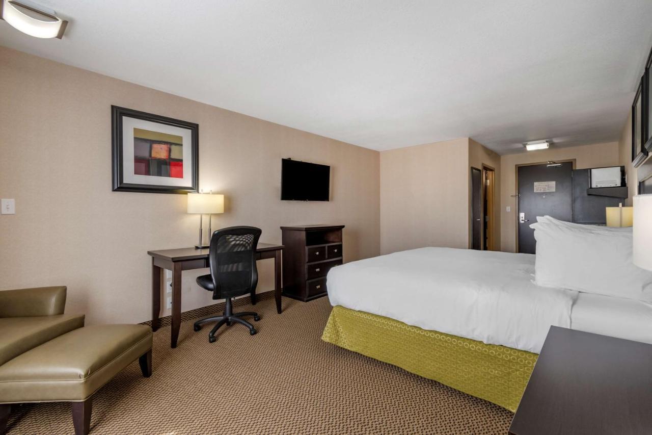 Best Western Bonnyville Inn & Suites Exteriör bild