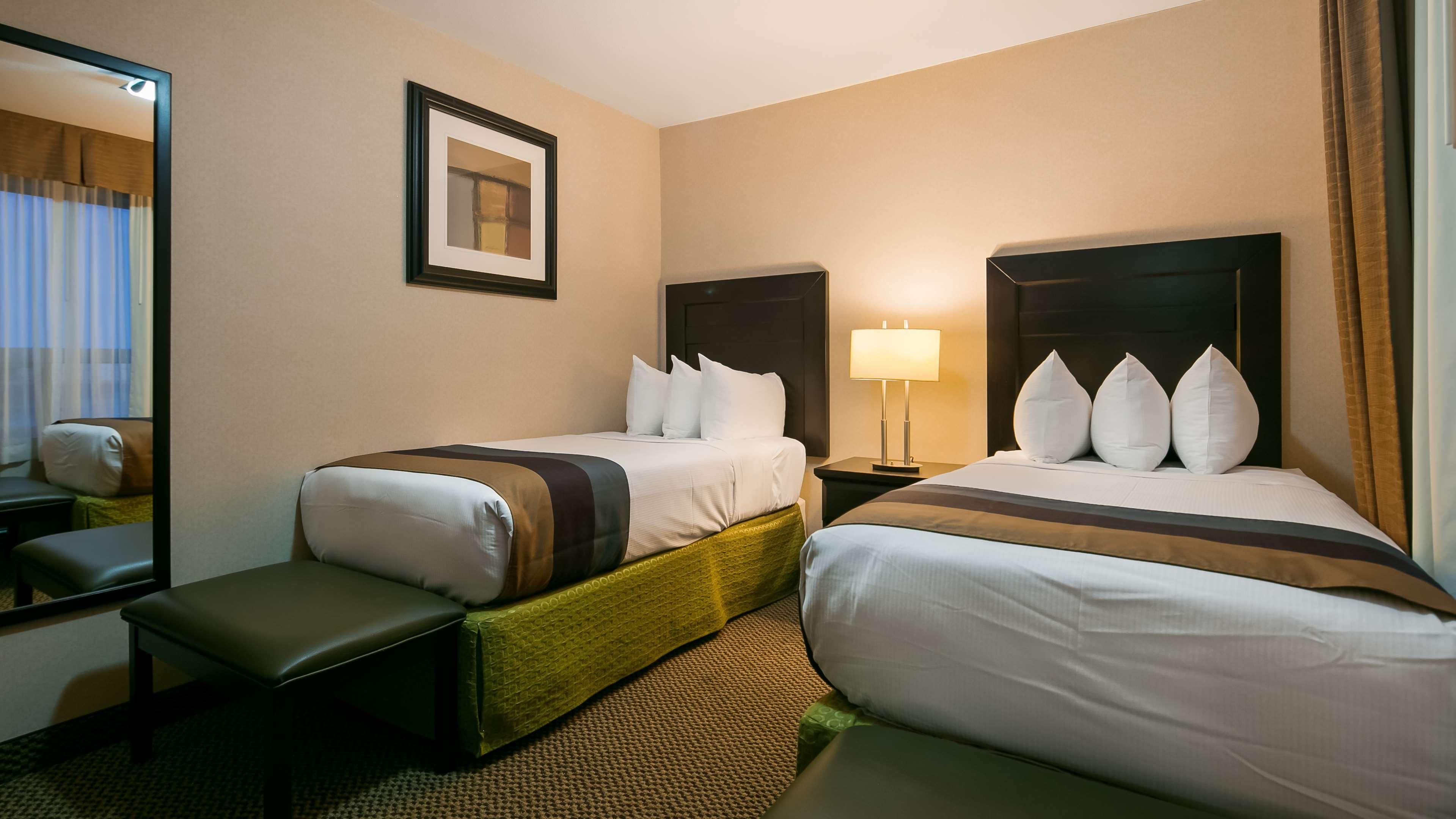 Best Western Bonnyville Inn & Suites Exteriör bild
