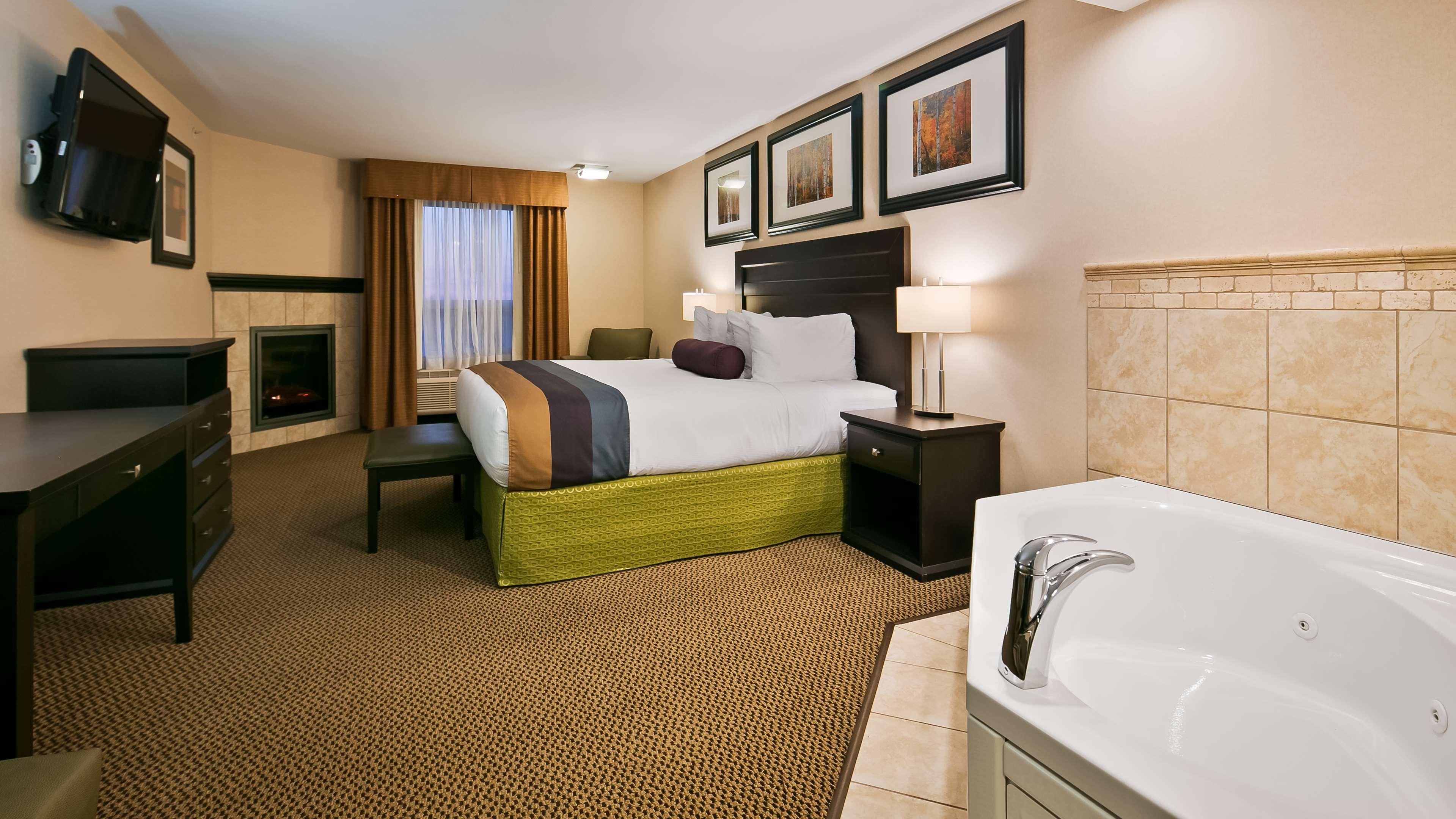 Best Western Bonnyville Inn & Suites Exteriör bild