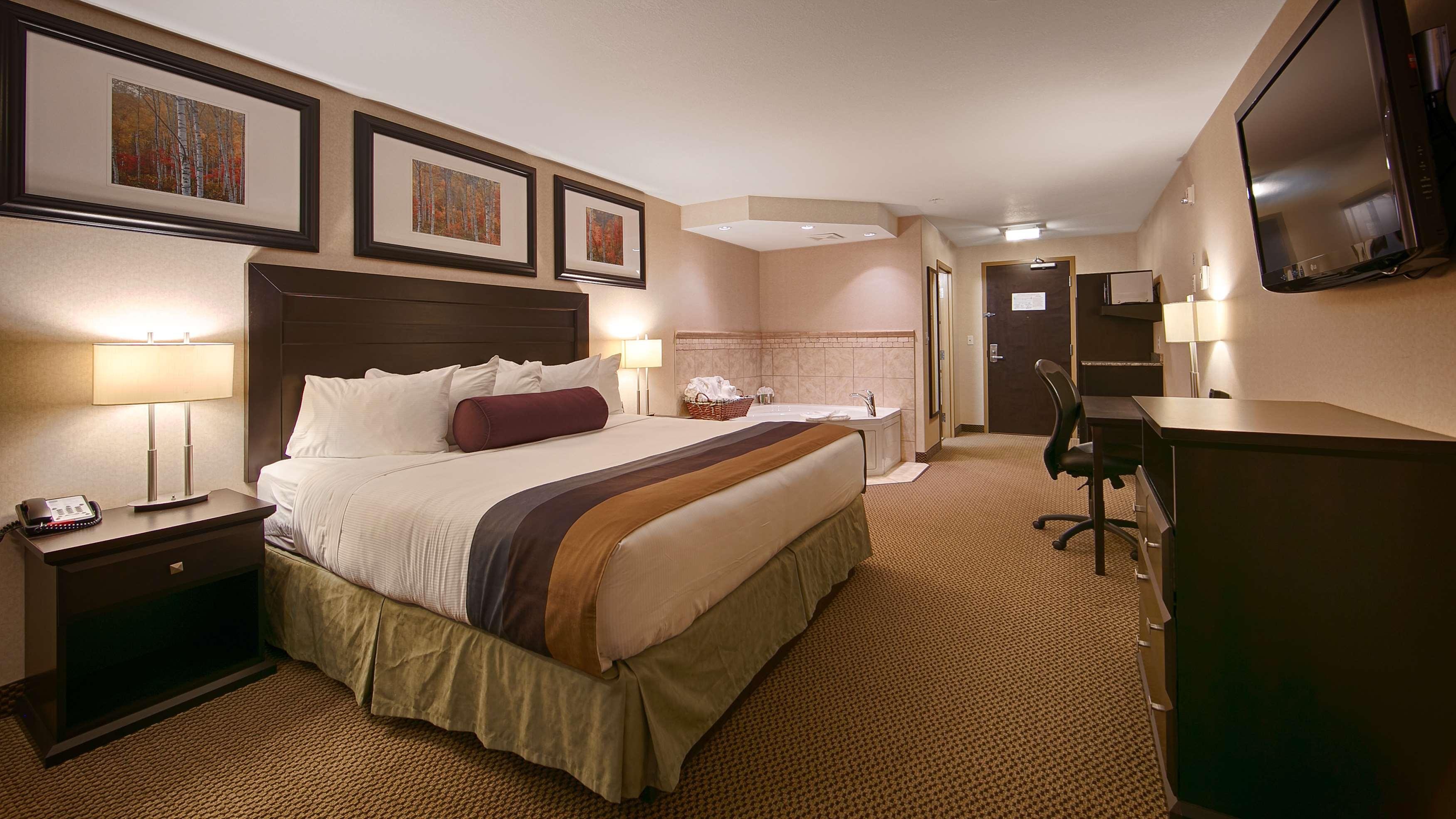 Best Western Bonnyville Inn & Suites Exteriör bild