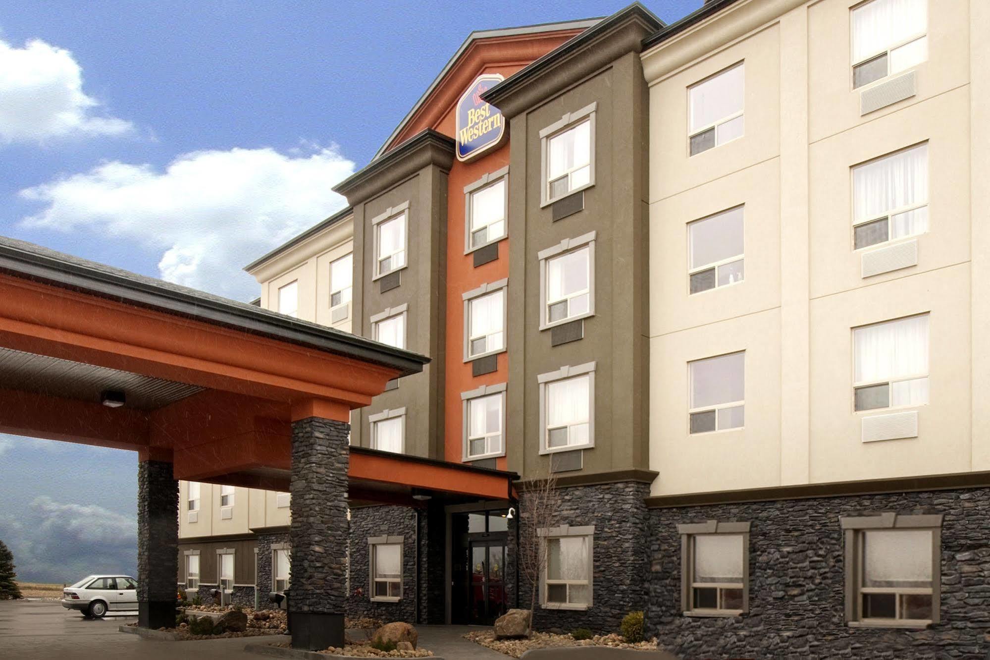Best Western Bonnyville Inn & Suites Exteriör bild